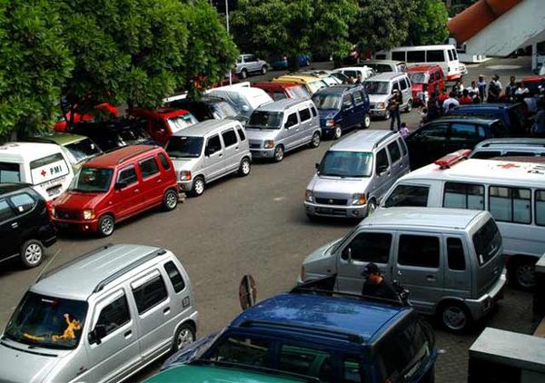 Neo Karimun Club Bandung Gelar Baksos