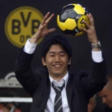 Setia dengan Dortmund, Kagawa Abaikan MU