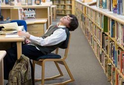 Remaja yang Ngantukan Jadi Lebih Banyak Makan Karbohidrat