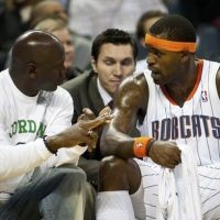 Masih Lockout, Bobcats Pangkas Karyawan