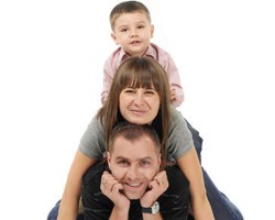 Resep Pernikahan Bahagia Meski Sibuk Urus Anak