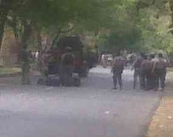 Wah, Benda Mencurigakan di Konjen Australia Cuma Kaos Kaki Basah