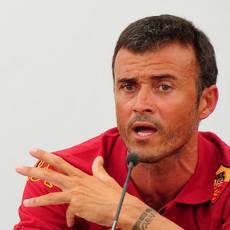 Enrique Janjikan Roma yang Ofensif