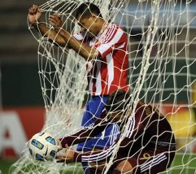 Dua Gol Telat Bawa Venezuela Lolos ke Perempatfinal