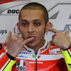 Rossi Siap Bereksperimen Lagi