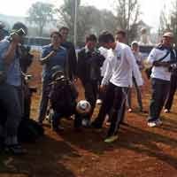 Anas Vs Ibas Tanding Bola di Senayan