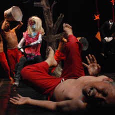 Teater Api Indonesia Kembali Unjuk Gigi Dengan Lakon Brongkos