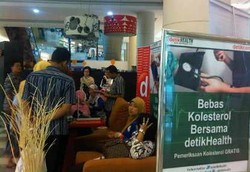Cek Kolesterol Gratis detikHealth di Pejaten Village