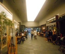 2 Pilihan Kafe Bernuansa Unik di Plaza Senayan