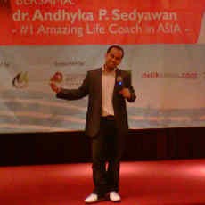 Puluhan Mahasiswa dan Enterpreneur Ikuti Amazing You