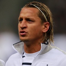 Demi Milan, Mexes Tolak Madrid