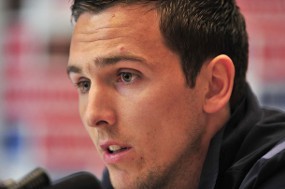 Downing Tak Sabar Rasakan Atmosfer Anfield