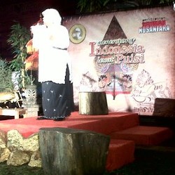 Soroti Masalah Indonesia, 37 Politisi & Seniman Baca Puisi