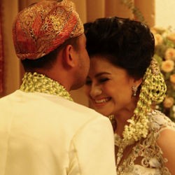 Angelina Sondakh Berdoa Tina Talisa Tak Menjanda Lagi