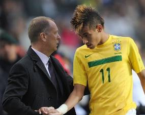 Brasil Angkat Koper, Bagaimana Nasib Menezes?