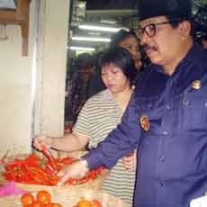Gubernur Pantau Harga Kebutuhan Pokok Jelang Ramadan