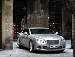 Bentley Continental GT Rayu Miliarder Indonesia
