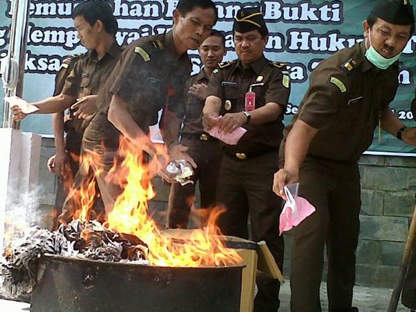 Uang Palsu Rp 7 M Dimusnahkan
