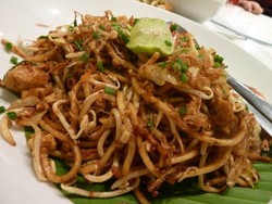 Amboi Lezatnya Mee Mamak Plus Martabak