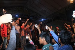 Sebanyak 24.467 Orang Berkumpul, Sebuah Rekor Baru Muncul