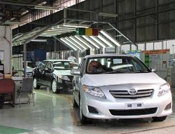 Toyota Genjot Produksi Mobil