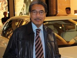 Hotma Sitompul Ganti Mobil Mewah Tiap 2 Tahun Sekali