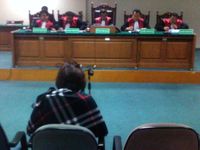 Mindo Rosalina Manulang Jalani Sidang