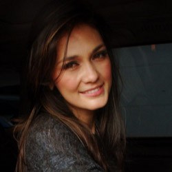 Puasa, Luna Maya Tetap Terima Job