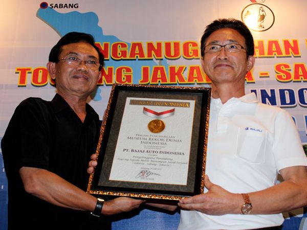 Komunitas Pulsar Raih Rekor MURI