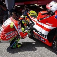 Rossi Siapkan Dua Desmosedici