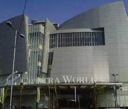 Ciputra World Surabaya Miliki Eskalator Terpanjang di ASEAN