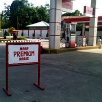 Pemerintah Tutup Mata Ada Kelangkaan BBM di Daerah