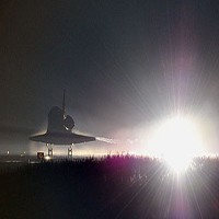 Atlantis Mendarat dengan Selamat, Program Pesawat Ulang-Alik NASA Berakhir