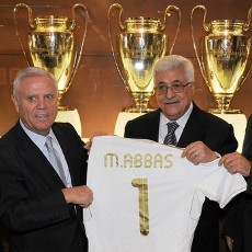 Presiden Palestina Kunjungi Santiago Bernabeu