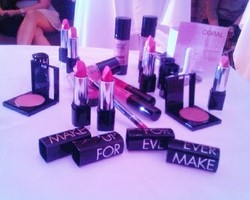 50 Lipstik Warna Pastel dari Make Up For Ever