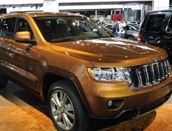 Kembali ke IIMS, Chrysler Bawa 3 Jagoan