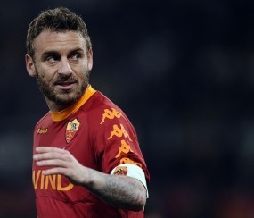 Cicinho: Jangan Pergi, De Rossi