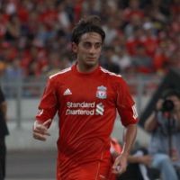 Aquilani Tak Akan Pergi dari Anfield