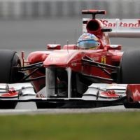 Alonso Minta Ferrari Berani Ambil Risiko