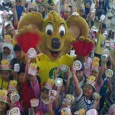 430 Anak Sarapan Sereal Raih Rekor MURI