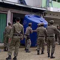 Buat Badan Jalan BKT, Ruko di Cakung Digusur