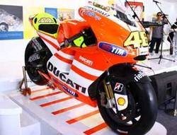 Motor Valentino Rossi Menyapa Jakarta