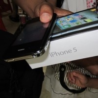 iPhone 5 Dijual Rp 425 Ribu