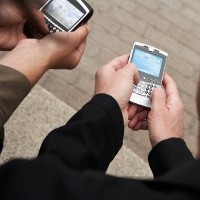 Smartphone Bisa Bikin Mata Cepat Rusak