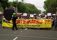 Korban Lumpur Lapindo Tuntut Sertifikat Rumah