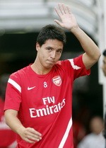 Pertahankan Nasri, Arsenal Ambil Risiko