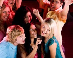 Yuk, Karaoke untuk Turunkan Berat Badan