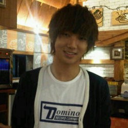 Yesung Hadiahkan Coffee Shop untuk Orangtuanya