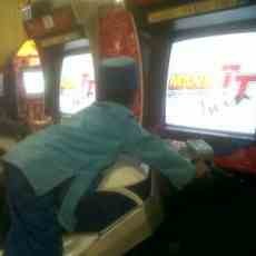 Ratusan Anak Yatim Dibebaskan Main Gratis di Mall