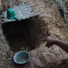 Pemilik Sumur Tiban di Pacitan Tidak Tahu Airnya Berkhasiat